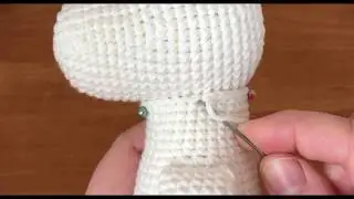 Как пришить голову вязаной игрушке / Sewing the head to the amigurumi toy