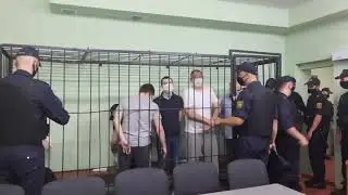 В Гомельском СИЗО начался суд над Тихановским, Статкевичем, Лосиком, Цыгановичем, Поповым и Саковым.