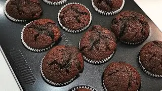 Baking easy chocolate muffins with my daughter