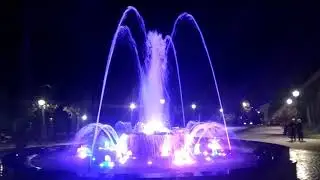 Фонтан в сквере Карла Маркса