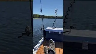 Дрон лодка, охота на русалку