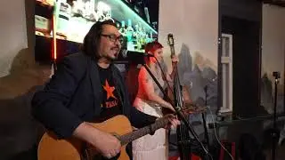 Тимур Хидиров и Нина Гарнет - Звучит интернационал (live Место Притяжения 30.05.2024)
