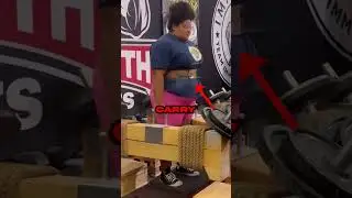 Fitness Girl's CRAZY Farmer Carry 😳🤯