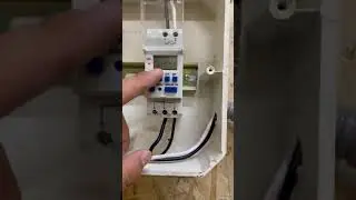 INTERRUPTOR PROGRAMABLE para el arranque de una BOMBA DE AGUA.