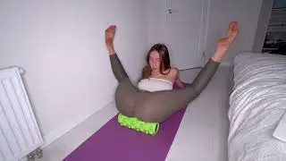 Stretch Routine and Flexibility with Lily Luten 