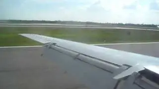 Continental ERJ-145 landing in Gulfport/Biloxi