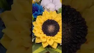Мильний букет "Соняшники та волошки"! Неймовірні кольори літа! Bouquet of sunflowers and cornflowers