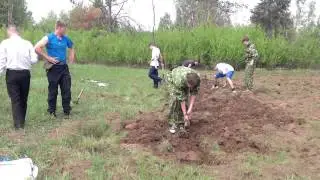 Военная практика по ОБЖ 10 класс. (копаем окопы)