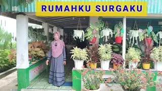 RUMAH DI DESA YANG ASRI, TANAMAN HIASNYA SUBUR - SUBUR.