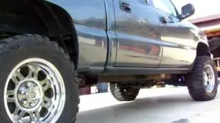 Nathaniel's  Silverado pipes.MOV
