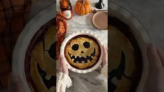 Making a Pumpkin Head Pie 🎃 