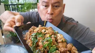 ไก่บ้านผัดใบยี่หร่าซอสกระเพราสะใจ