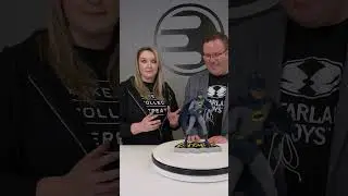 DC Direct Batman 1966 Resin Statue