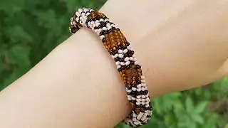 Herringbone beaded bracelet/DIY bracelet/Beaded bracelet/Python bracelet/Beading/Needle stitch