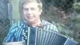 Вы шумите шумите надо мною бярозы!