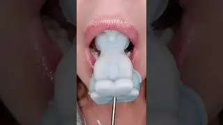 ASMR Satisfying Eating Honey Cat 