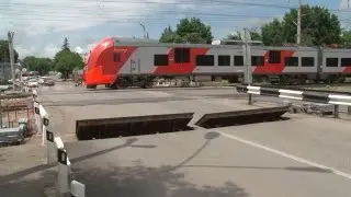 ЖЕЛЕЗНОДОРОЖНЫЕ ПЕРЕЕЗДЫ