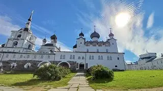 + Христос воскрес! Господь Спаситель! Судья грядущий, Победитель! 