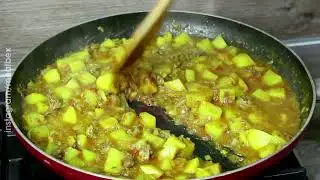 How to Make Easy Canned Beef with Potatoes and Eggs Recipe