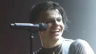 Yungblud - Kill Somebody (Dom cries) - Moscow - 30.08.19