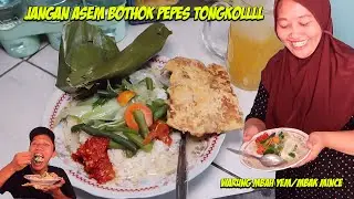 Warunge sempit banget, tapi yang beli gak pernah sepi! Spesial jangan asem bothok