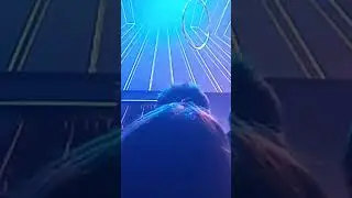 Вечернее шоу в Отеле Azura Deluxe