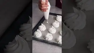 Рецепт воздушных пирожных. Хрустящее безе и крем 