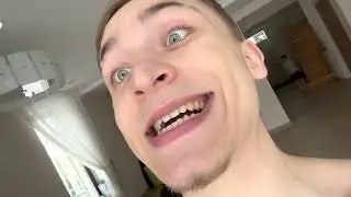 голый прыгнул в снег, а что такого?!