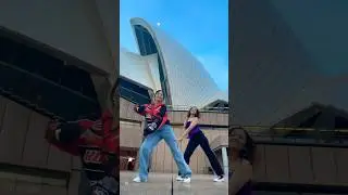 Gori gori / dancing infront of opera house #dancinginpublic #operahouse #gorigori #bollywood