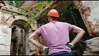 Поездка в усадьбу Татево | Расчищаем главный дом
