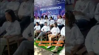 Reza Rahadian dan BCL Saling Curi Pandang
