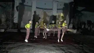 танец 