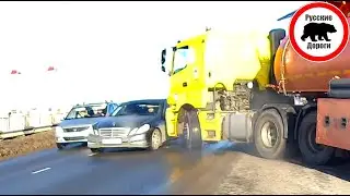 Мерседес чудом избежал от серьёзного ДТП с грузовиком | Ваши Видео #38