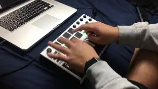 Christmas Hype Beat AKAI MINI MPC M2
