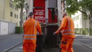Sicheres Verhalten an der Schüttung - Die Abfallexperten im Einsatz
