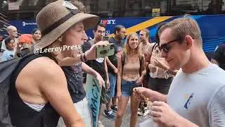 Man eats kebab in front of vegan protestors in New York