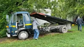 1987 Nissian UD Dump bed truck