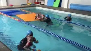 \как научиться плавать легко и отлично,!!!