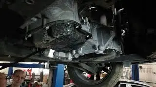 Лада Веста Кросс универсал 1.6 cvt. Замена масла в двигателе Ниссан с отсосом из поддона.Часть 1.