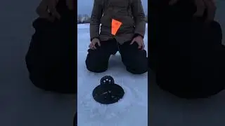 Крутит крутит😂 аж руки чешутся 🤣 