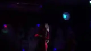 ''Vou me arrepender depois mas eu não resisto a nós dois, ohhh não!!!''