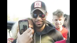 Enrique at the airport in Prague