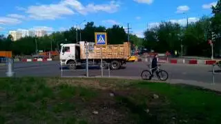 Перекрёсток Нарвская улица