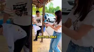 Ela FEZ Algo QUE a MAIORIA Dos ZOOLÓGICOS Não DEIXAM (créditos: 莉/141731689 no Douyin)