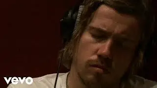 Julien Doré - Moi... Lolita (Clip officiel)