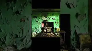 Scariest things hidden in normal photos 😮 