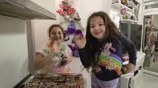 КОЛЕДЕН календар, изненадите за 4 дни!!! Анджи и Деми отварят CHRISTMAS advent calendar 2023!!!