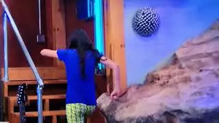 kirakosarin booty jiggling