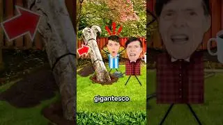 Boy Discovers Dinosaur in His Backyard 😧