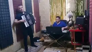 Чамшед Одинаев бехтарин овозат хаста набошад 👍👍